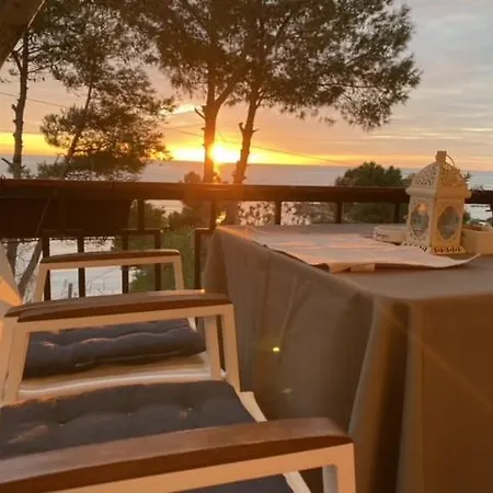 D Restaurant & Private Beach Szálloda Durrës